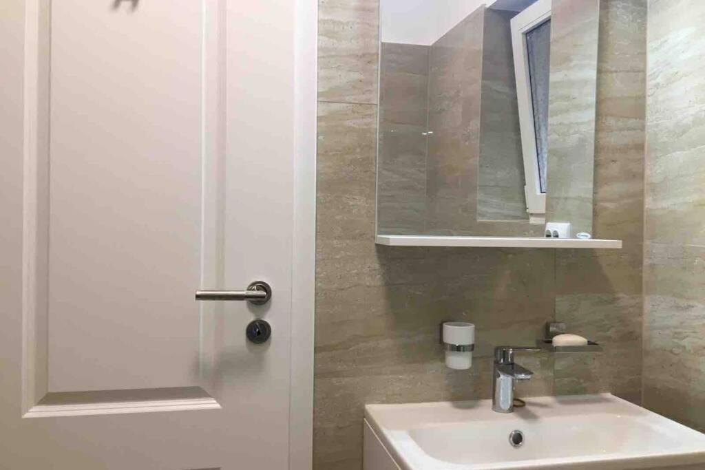 Magheru Cozy New 2 Apartamento *
